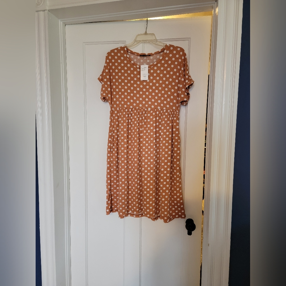 Suzanne Betro polka dotted dress